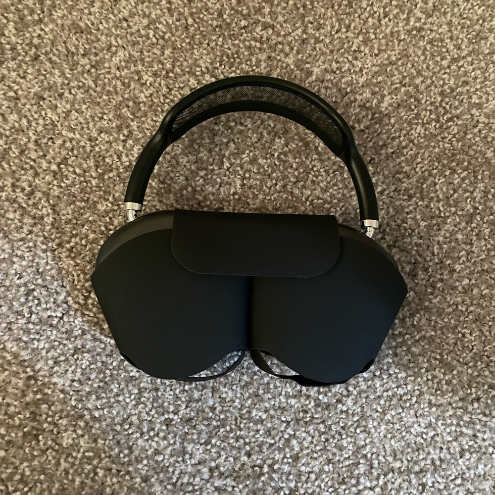 Black Over-Ear Headphones